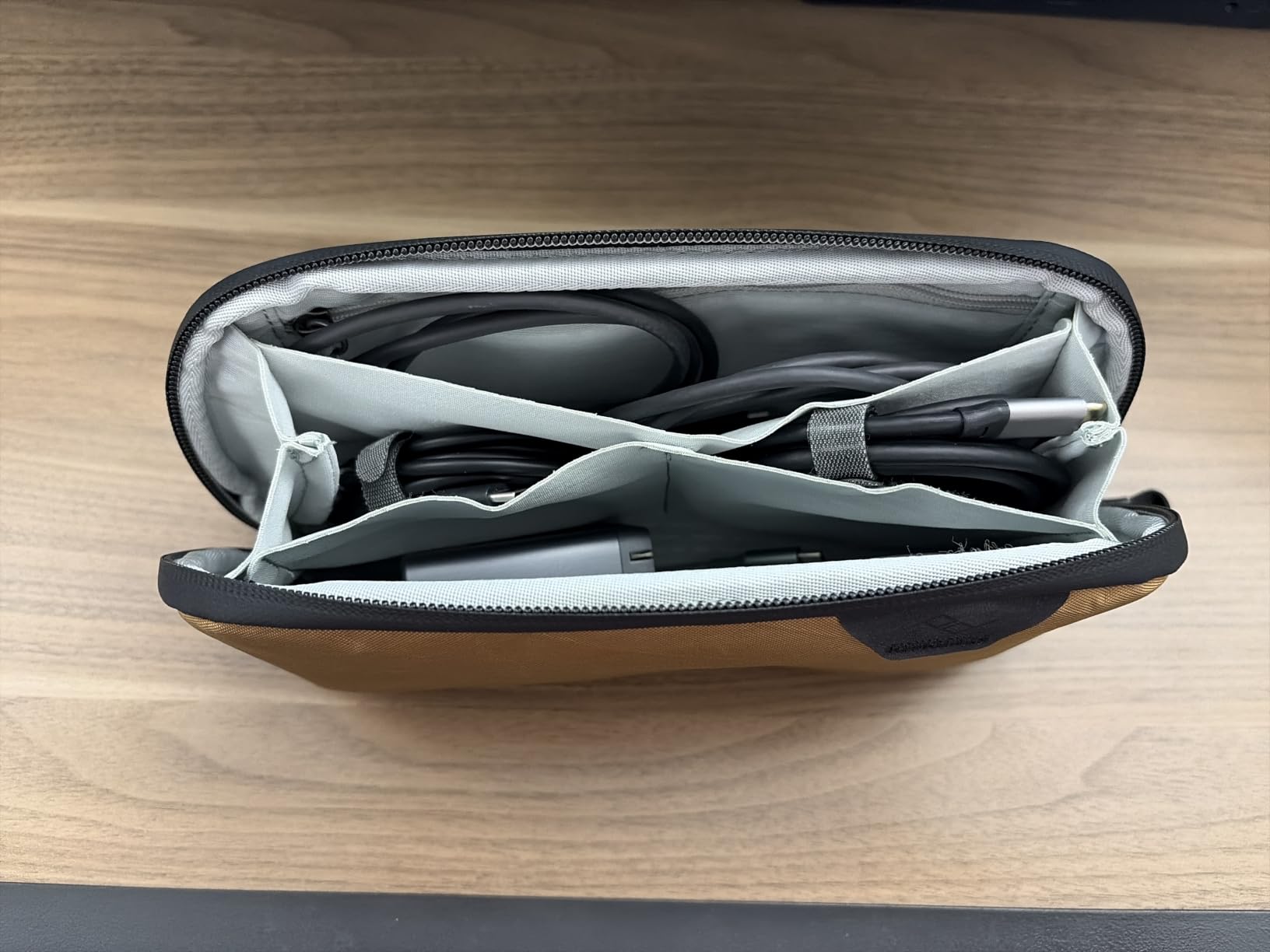 Peak Design Small Tech Pouch, Coyote, Ocean Edition, Electronics Organizer for Travel or Everyday Carry, Origami-Style Storage, Cable Pass-Through, Weatherproof, Gear Carry Bag for Men and Women customer photo 1