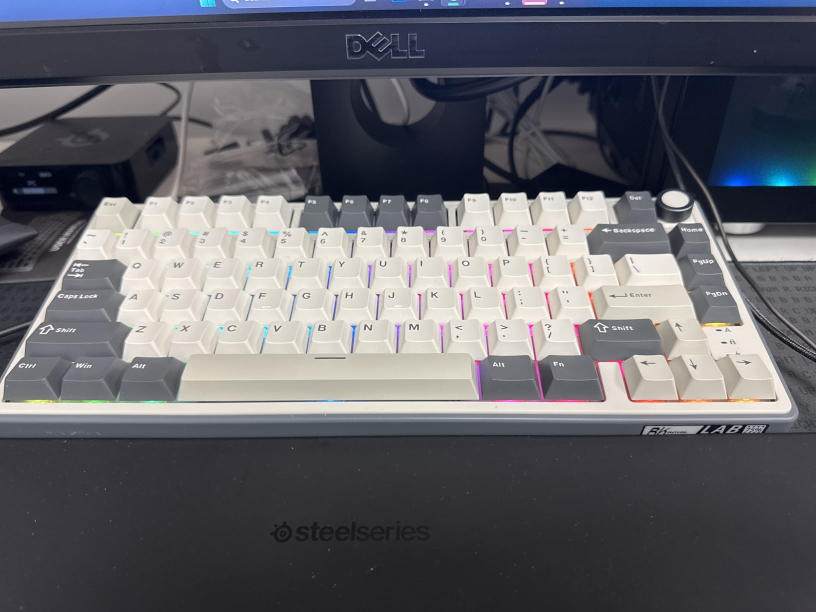 RK ROYAL KLUDGE R75 Wireless Mechanical Keyboard, 75% Percent Custom Gaming Keyboard Gasket Mount RGB Backlit with Knob & PBT Keycaps, BT5.1/2.4GHz/USB-C, Hot Swappable Cream Switch customer photo 2