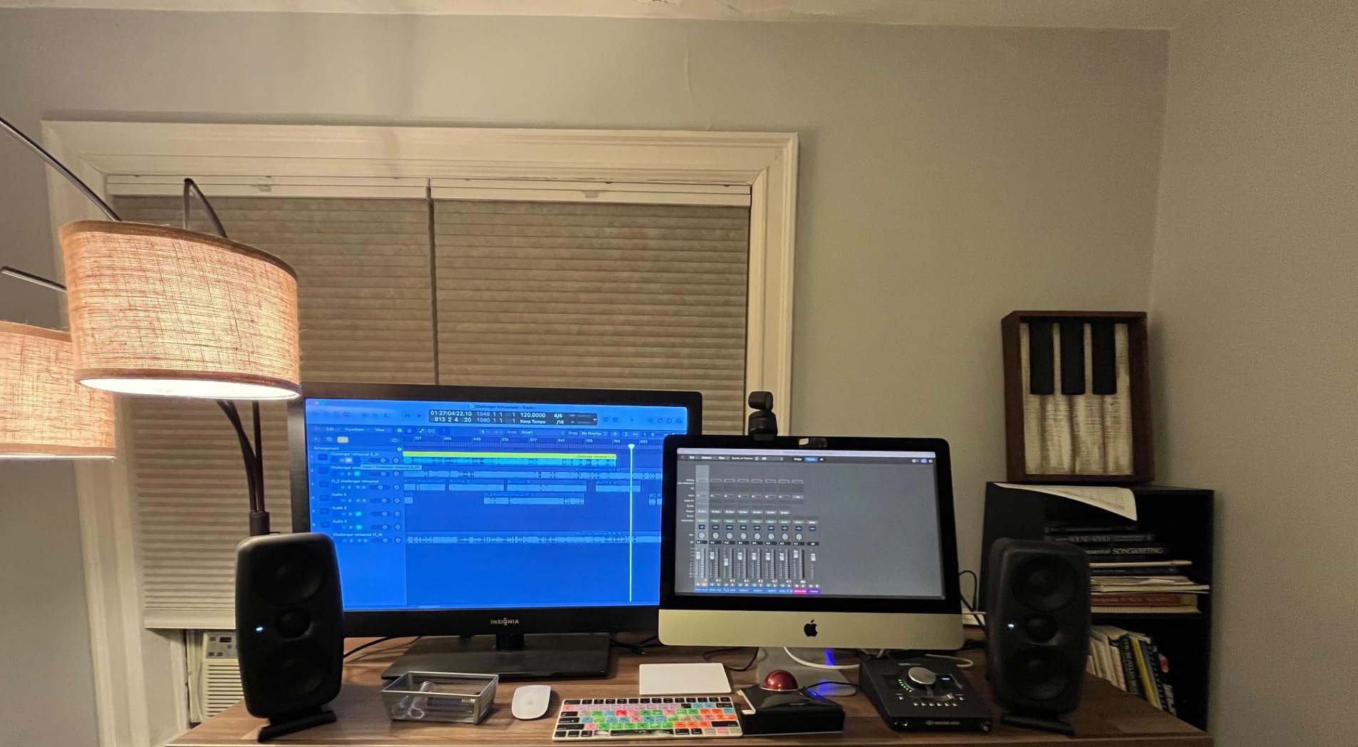 IK Multimedia iLoud MTM MKII (Pair Plus ARC mic) Compact Studio Monitor with Built-in ARC Room Correction, Speaker Emulation, 200W Power customer photo 2