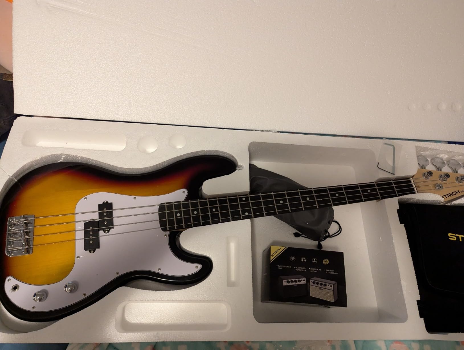 STRICH Electric Bass Guitar 4 Strings Full-Size Beginner Kit, Standard Bass for Starter with 2 x 5w Amp, Bag, Tuner, Strap, Cable, SPB-S10 Black customer photo 2