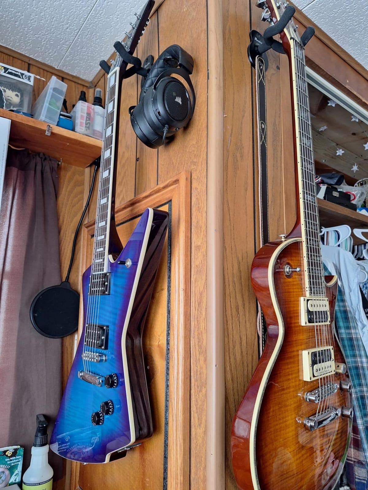 Firefly FFLX Solid Body Electric Guitar,Mahogany Guitar body,Stainless steel and ball end frets,rosewood fretboard(Cream). customer photo 2