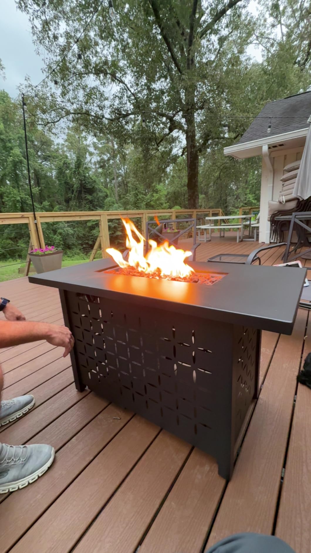 43 inch Outdoor Propane Fire Pit 50,000 BTU Gas Fire Pit Table with Lid, Waterproof Cover, Rectangle Gas Firepit Table for Garden/Patio, CSA Certification customer photo 2