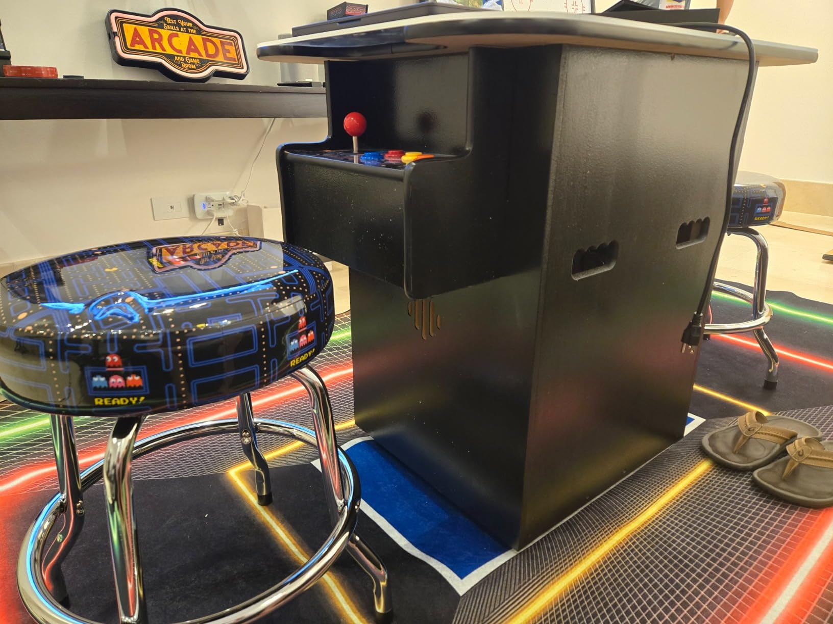 Doc and Pies Arcade Factory 412-Game Full Size Cocktail Arcade Machine - 2 Player Retro Arcade Table with LCD Screen, Joysticks & Buttons - Classic Arcade Cabinet for Home or Game Room customer photo 1