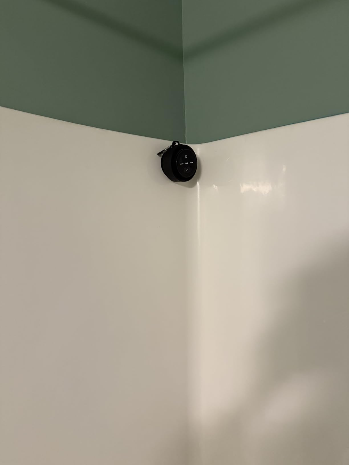 XLEADER Pro Shower Speaker (Upgraded) Certified IPX7 Waterproof Bluetooth Speaker, 8W Crystal Sound & Rich Bass, 15H Playtime, with Suction Cup, Silicone Lanyard, Ideal Gifts, SoundAngel Mate (2 Gen) customer photo 1