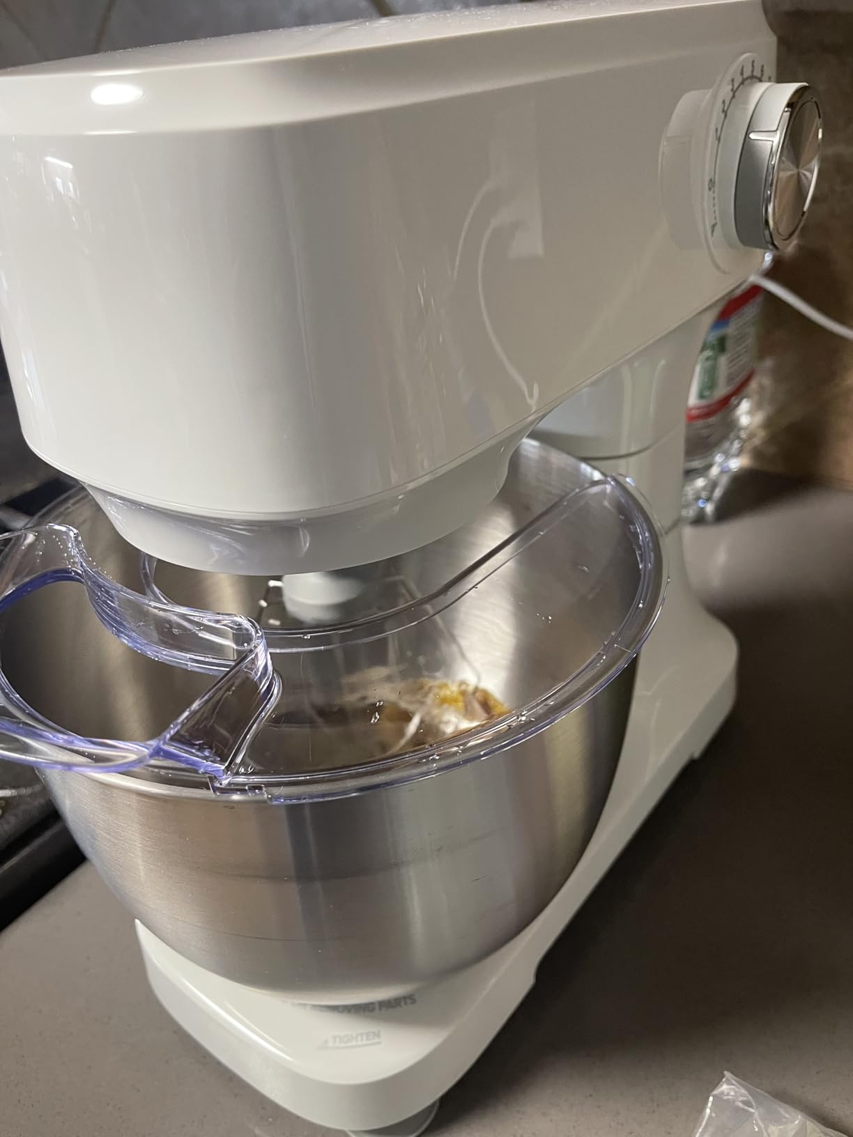 Betty Crocker 10-Speed Stand Mixer, 300 Watts, BC-4325W, White | 3.7-Qt Stainless Steel Mixing Bowl, Includes Dough Hook, Whipping Whisk & Flat Beater with Scraper, Splash Guard customer photo 1