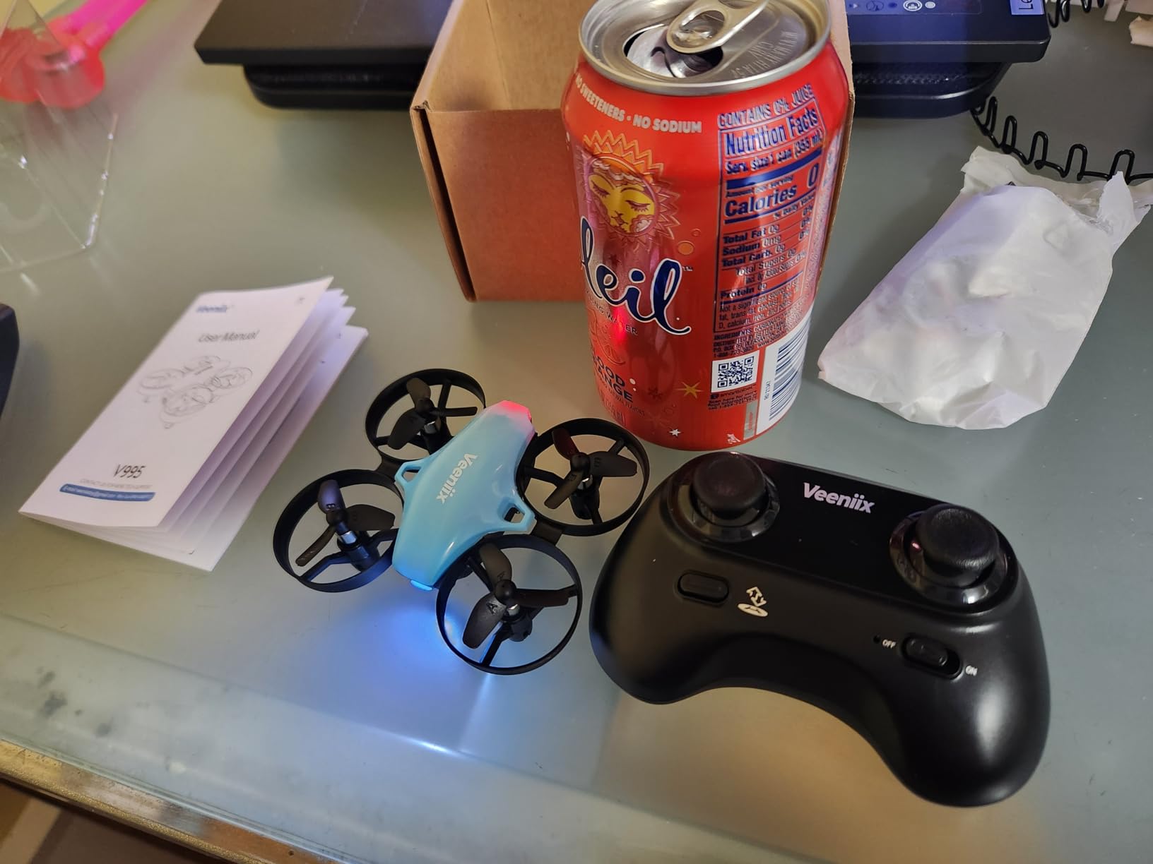 Veeniix V995 Mini Drones for Kids and Beginners, Indoor RC Quadcopter, Small Helicopter Plane with 3D Flips, 360 Degree Rotation, Circle Fly, Auto Hover, Headless Mode and 3 Batteries, Gift for Boys and Girls customer photo 1