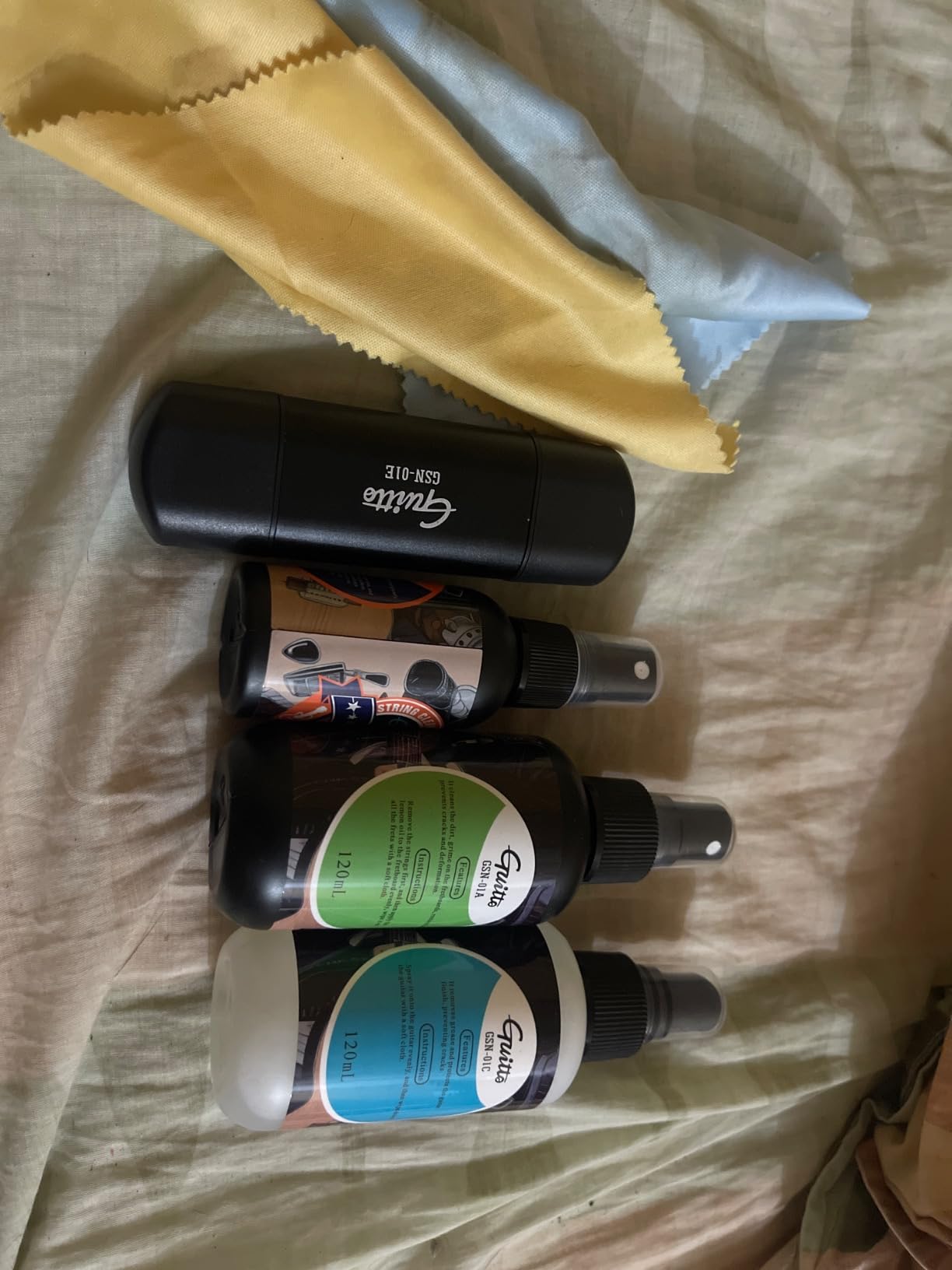 Guitar Cleaning Kit All in One - Guitar Care Kit with Fretboard Lemon Oil, Guitar Polish, String Cleaner for Acoustic Guitar, Electric Guitar, Bass - Microfiber Cloths GSN-01 customer photo 1