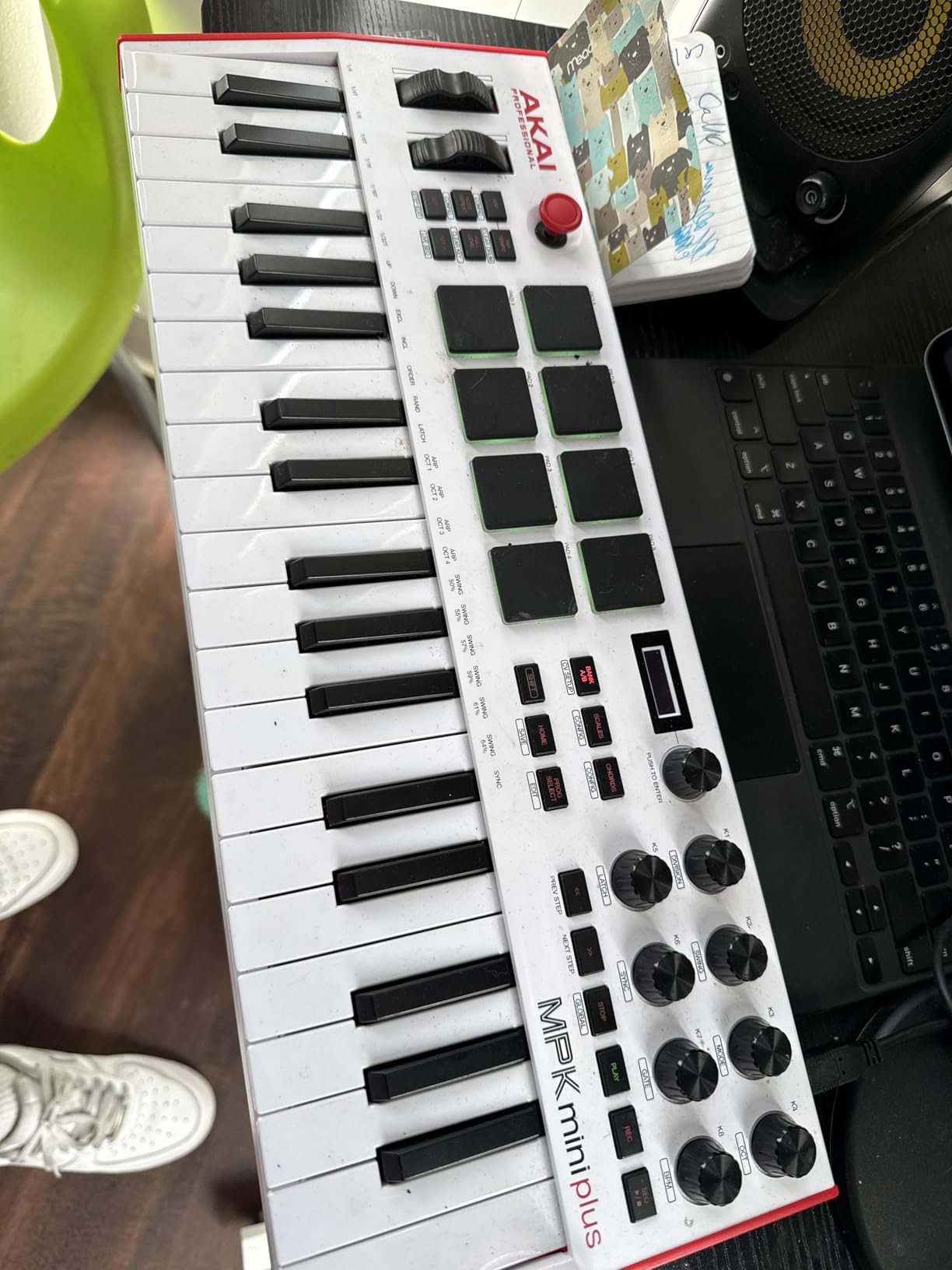 Akai Professional MPK Mini Plus 37-Key USB MIDI Keyboard Controller, White customer photo 2