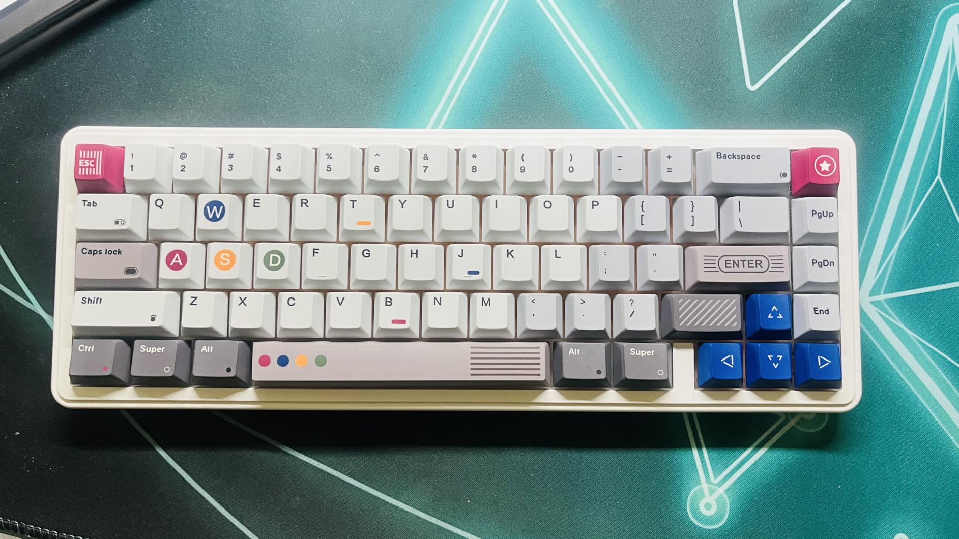 EPOMAKER x Aula F65 65% Wireless Hot-Swappable Gasket Mechanical Keyboard | 5-Layer Sound Dampening Padding for Rich Thocky Sound, RGB Backlit, Tri-Mode(BT 5.0/2.4G/USB-C) (Black, Reaper Switch) customer photo 2