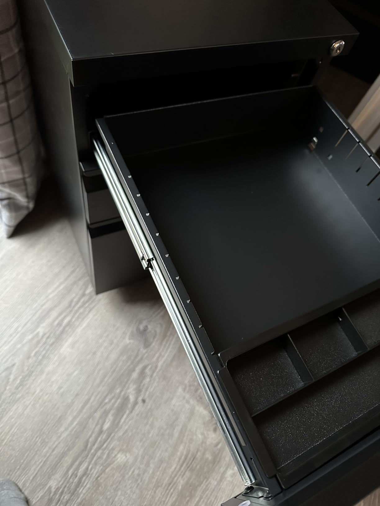 MIIIKO 3 Drawer File Cabinet with Lock, Metal Lateral Rolling Printer Stand Office Storage Filing Cabinets for Home Office, A4, Letter, File Folders (Black) customer photo 2