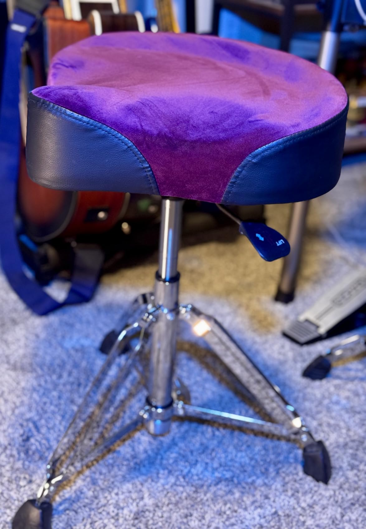 AKLOT Saddle Drum Throne, Hydraulic Druming Throne, Heavy Duty Seat, Height Adjustable Plush Chair, Motorcycle Style Drum Stool for Adults Drummers (Grey) customer photo 1