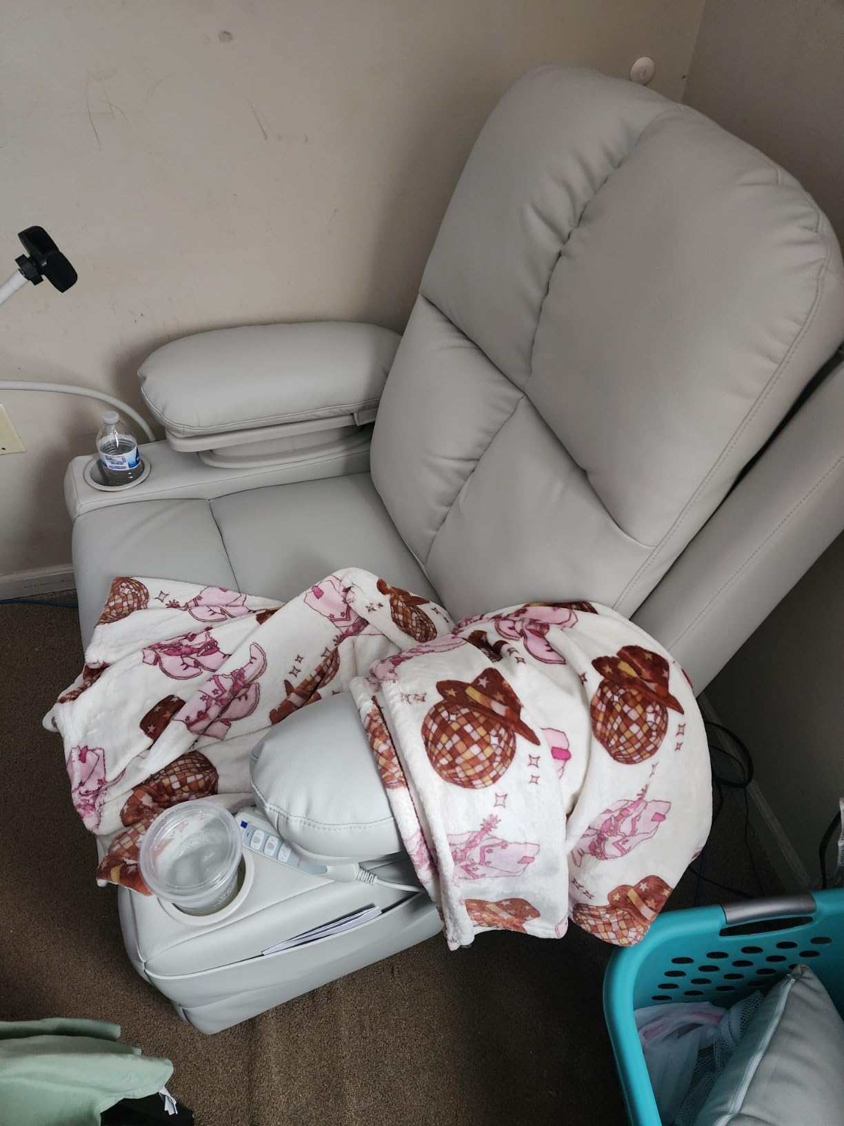 MAMAZING Lullapod Power Nursery Rocking Chair with HugAssist Armrest | Triple Motor Power Nursing Recliner with 270° Swivel Glider & Quiet Rocking, Dual Charging Ports & Built-In Storage customer photo 1