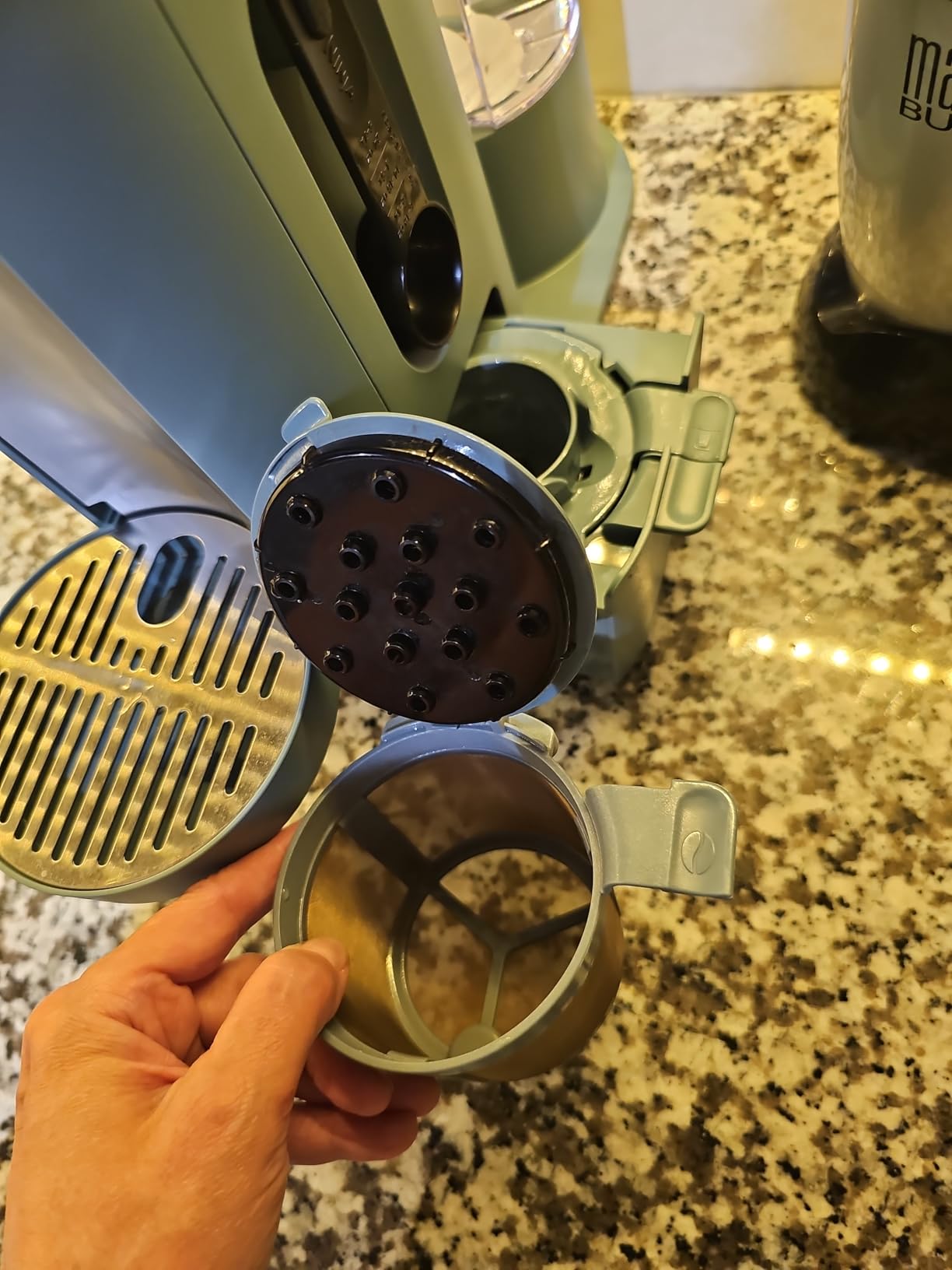 Ninja Pod and Grounds Coffee Maker, K-Cup Compatible, Compact Design, Built-in Milk Frother customer photo 2