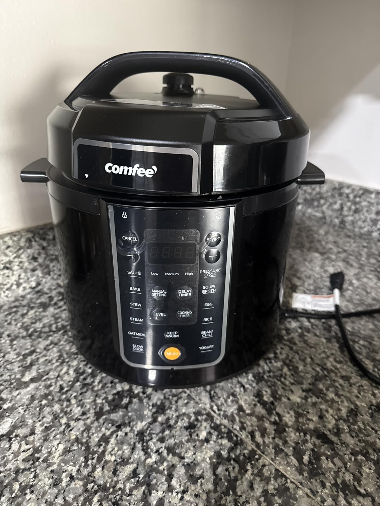 COMFEE' 12-in-1 Electric Pressure Cooker, 6 Quarts, Nonstick Pot customer photo 2