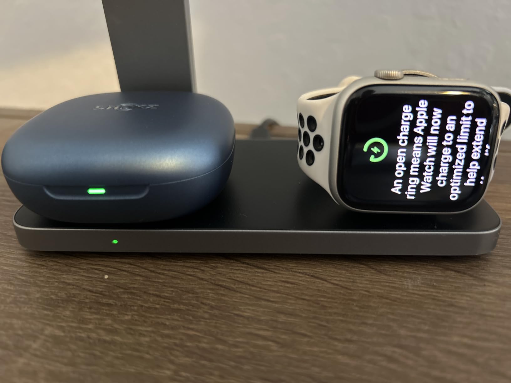 UEQ Foldable 3 in 1 Wireless Charging Station for Apple Magsafe Charger Stand, Fast Magnetic Wireless Charger Station for iPhone 17 Air 16 15 14 13 12 Series, Airpods Pro, Apple Watch Ultra customer photo 2
