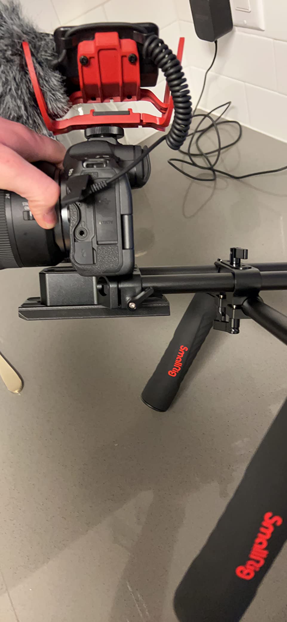 SmallRig Classic Shoulder Rig Kit, Lightweight & Portable (2.98lb) | Dual Handles 15mm Rods, Shoulder Mount Video Rig with Quick Release for Arca, for SmallRig Follow Focus / DSLR / Filmmaking customer photo 2