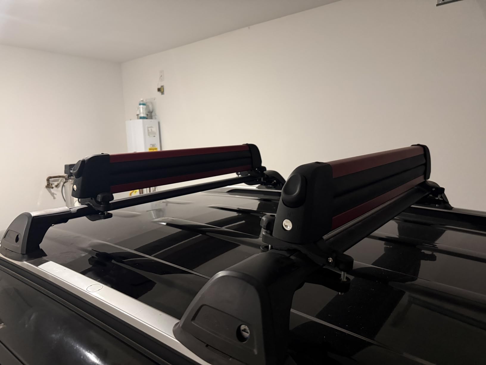 16.3 Inch Car Roof Ski & Snowboard Rack, Fishing Rod Rack, Fits 2 Pairs Skis or 2 Fishing Rods, with Anti-Theft Lock & TPV Rubber Padding, Fits Square/Round/Aero/Oval Cross Bars, Silver customer photo 1