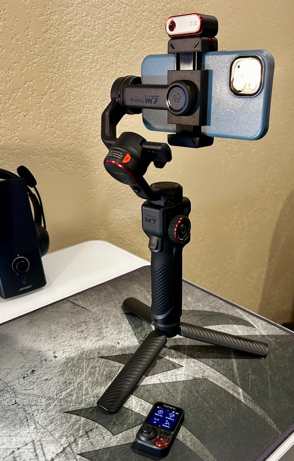 Hohem iSteady M7 Gimbal Stabilizer for Smartphone, Magnetic AI Tracker Fill Light, Detachable Touchscreen Remote Controller, Built-in Extension Rod, 500g Payload Gimbal Stabilizer for iPhone Android customer photo 2