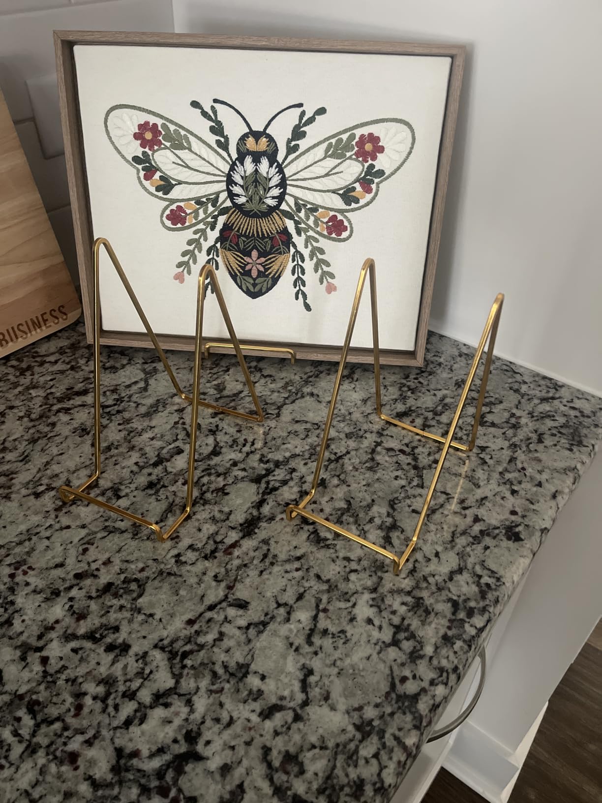 3 Pack 6 inch Metal Plate Stands for Display, Plate Holder Pictures Frame Easel Display Stand, Tabletop Picture Stand, Iron Easels for Display Photo Frames, Plates, Vinyl Record, Book, Plaque, Sign customer photo 2