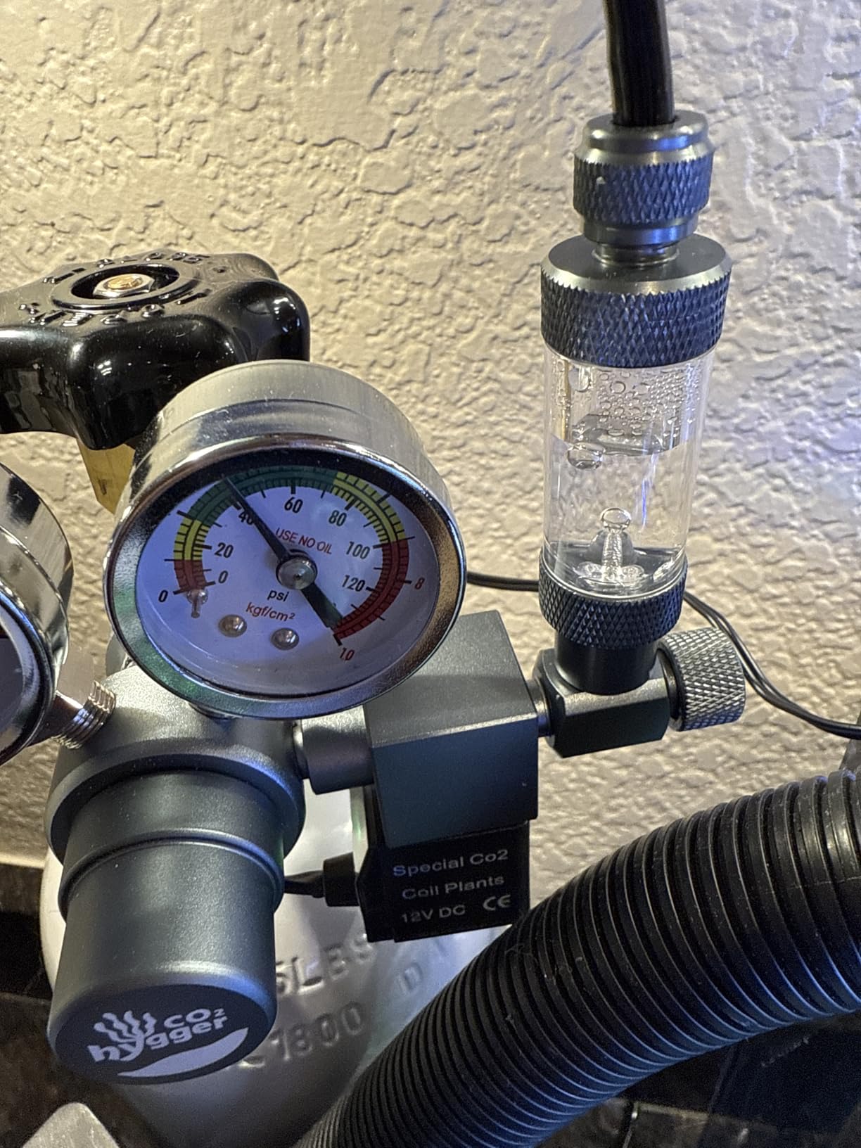 Aquarium Co2 Regulator, Dual Gauge Accurate Display, with 12V DC Solenoid Valve, Bubble Counter and Check Valve,for Establishing CO2 System in Aquatic Plant Tank customer photo 2