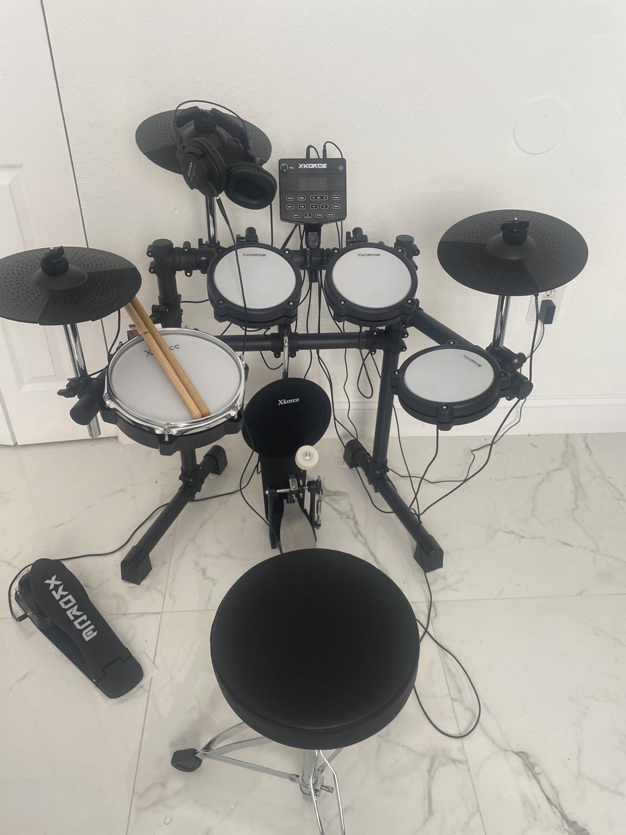 Electronic Drum Set Electric Drum Kit with 4 Quiet Mesh Pads and 6
