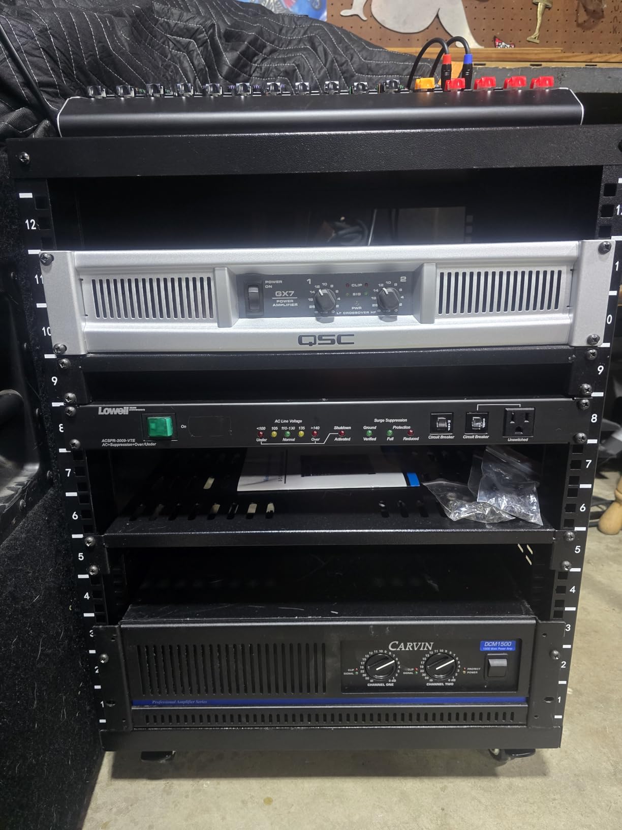 VEVOR 12U AV Rack Stand with Caster Wheels, Component Rack Cabinet Recording Studio Racks customer photo 2