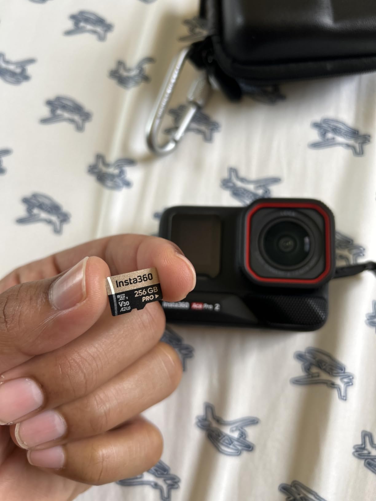 Insta360 256GB PRO microSDXC Memory Card, V30, A2, UHS-I, 90 MB/s Read/Write Speed for Action Cameras customer photo 1