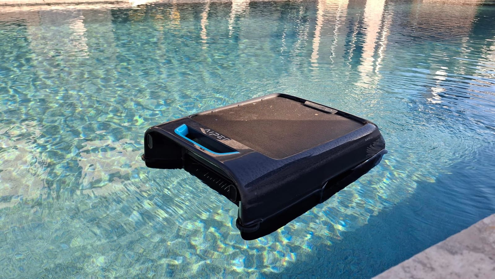 AIPER EcoSurfer S2 Solar Pool Skimmer Robot 24/7 Continuous Cleaning, Gray customer photo 2