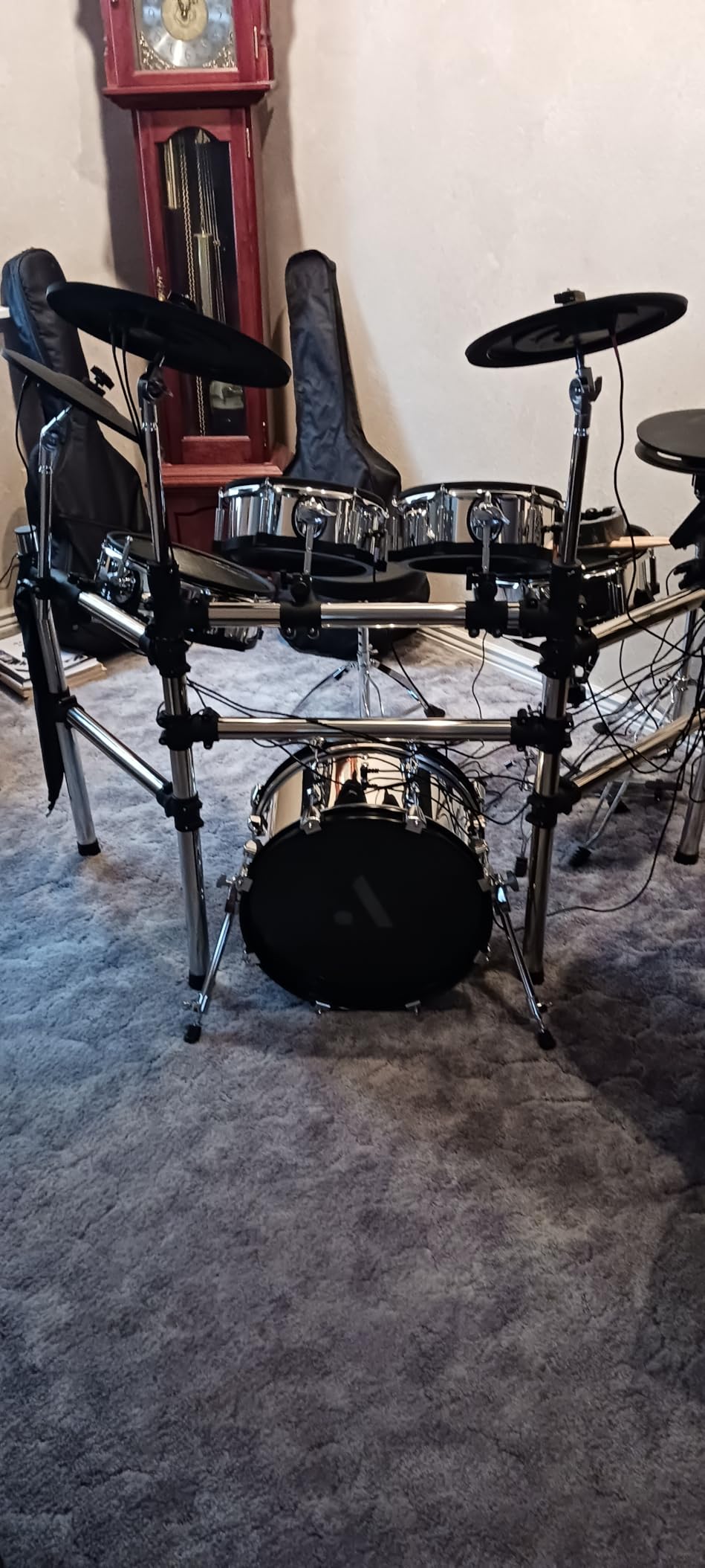 AKLOT Acoustic-Style Electric Drum Set: Independent 16’’ Wooden Bass Drum and 12’’ Snare, Triple-Zone Ride Cymbal, Standalone Hi-Hat, Full Mesh Pads, 460 Sounds, USB MIDI, Throne, Sticks, Black customer photo 2
