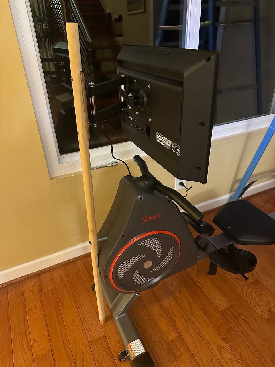 Air Rowing Machine, Space-Saving Rower with Long Rail and Upright Storage for Home Gym, Full-Body Cardio Workout, Free SunnyFit Training App customer photo 1