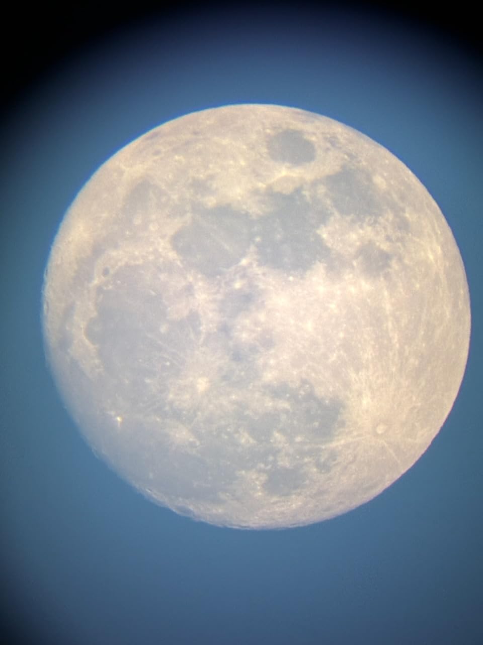 Telescope for Adults High Powered, 90mm Aperture 800mm Refractor | Professional Telescopes, for Astronomy Beginners, with AZ mount, Tripod, Carry Bag and Moon Filter, Travel and Stargazing customer photo 2