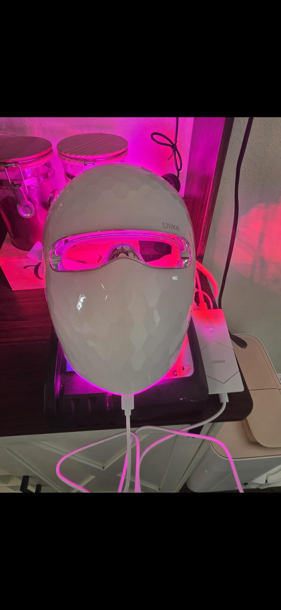 Ulike ReGlow LED Face Mask, Red Light Therapy for Face, Red, Blue, Yellow & Infrared Light Therapy for Acne & Anti-Ageing, Cordless, Remote Control, Eye Protection, Home Skincare Device for Women Wife customer photo 1
