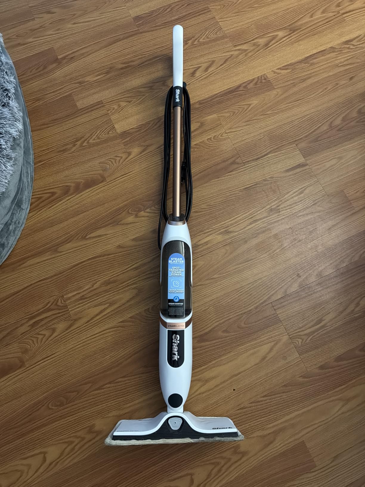 Shark SteamSpot Steam Mop with Steam Blaster Technology, White, S2001 | 3 Steam Modes, 2 Washable Dirt Grip Pads, XL Removable Tank, Lightweight, Targeted Steam, Steam Sanitization on Hard Floors customer photo 1