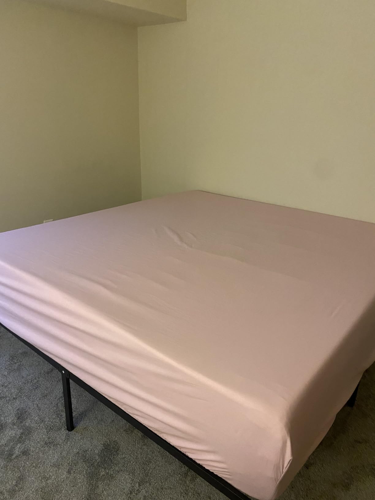 Novilla 12 Inch Queen Mattress in a Box, Gel Memory Foam for Cooling Night | Comfort & Pressure Relief, CertiPUR-US Certified customer photo 2
