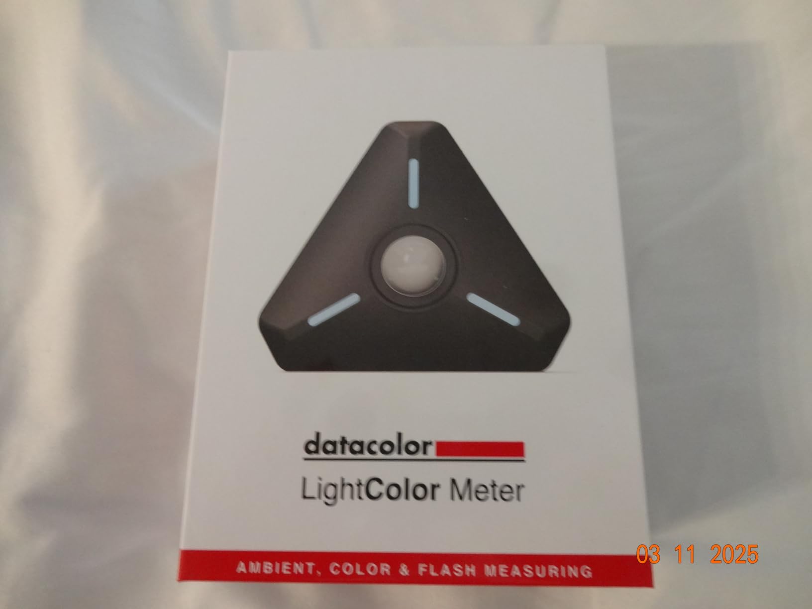 Datacolor LightColor Meter - Light & Color Temperature Meter, Bluetooth | Real-time data streaming for photo, video and cinema; portable, compact and drop-resistant customer photo 1