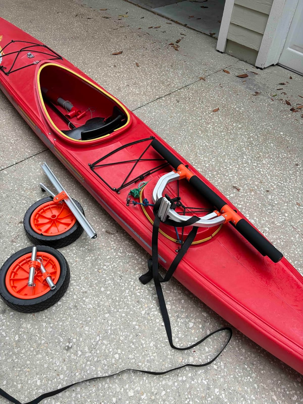 VEVOR Kayak Cart, Heavy Duty 450 lbs Load Capacity, 12'' Solid Tires | Trailer Canoe Trolley, Detachable for Kayaks Canoes Float Mats Paddleboards, with Adjustable Width and Nonslip Support Foot customer photo 2