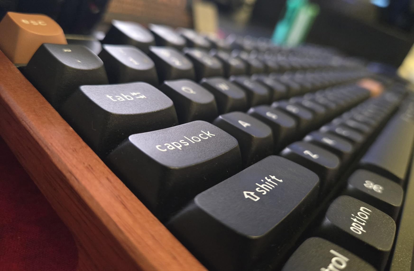 Keychron K10 HE Full-Size Hall Effect Keyboard Wireless, Rapid Trigger | Hot-Swappable Magnetic Switches Adjustable Actuation 2.4 GHz Bluetooth USB-C PBT Keycaps QMK Custom RGB Aluminum Wood Frame customer photo 2