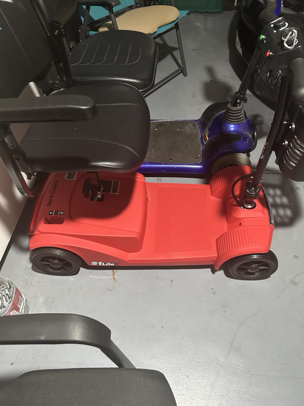 WayCare 15-25 Miles Long Range Mobility Scooter,Weight Capacity 330 LBS+ Powered Mobility Scooters for Seniors, Compact Duty Mobile for Travel with LED Headlight and Detachable Basket(Blue) customer photo 2