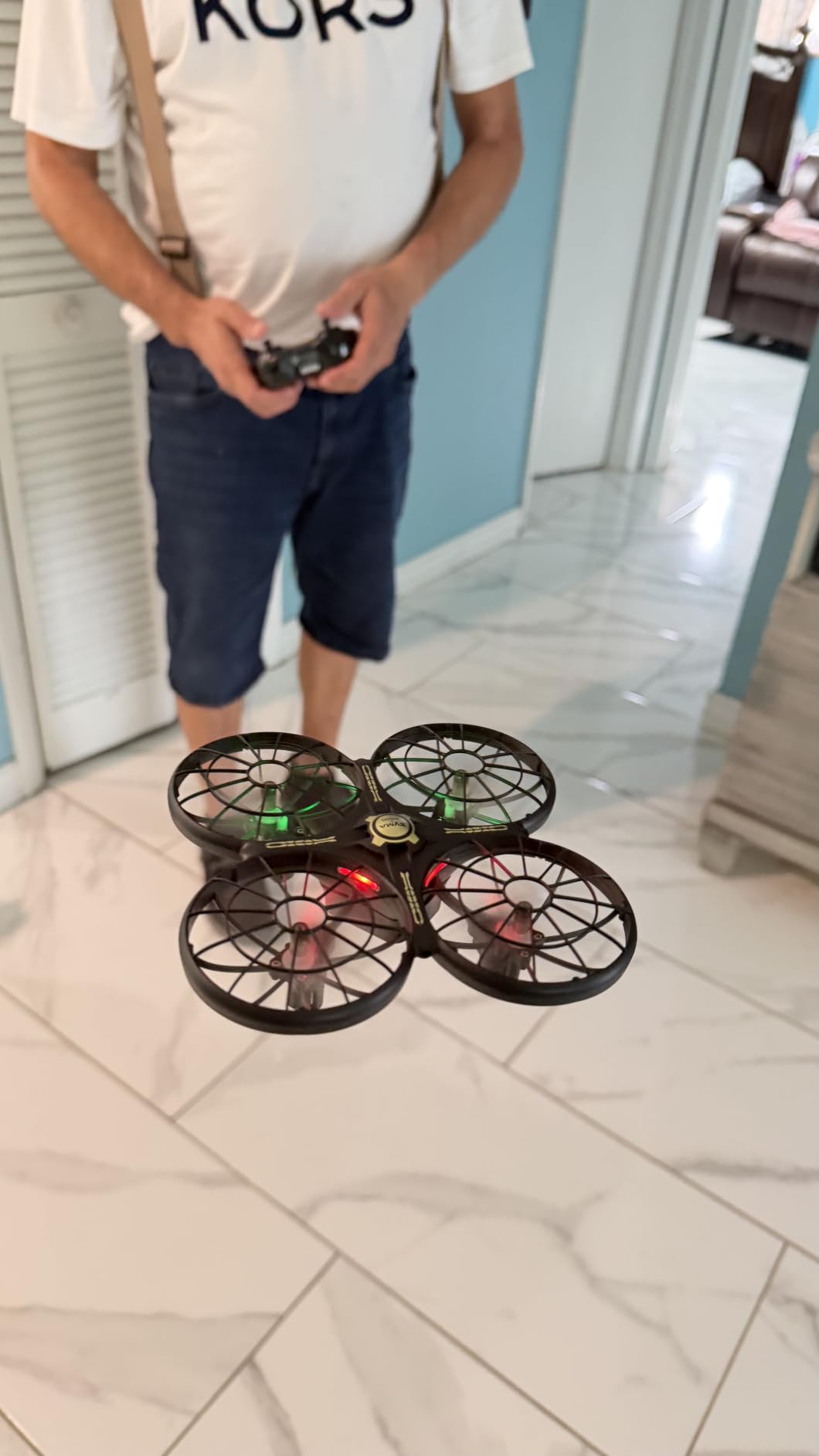 SYMA X100 Indoor Drone for Kids 8-12, Obstacle Avoidance, Full Guard | 20-Min Flight with 2 Batteries, One-key 360deg Flips, Altitude Hold and Full Propeller Guard for Safe Indoor Flying customer photo 1