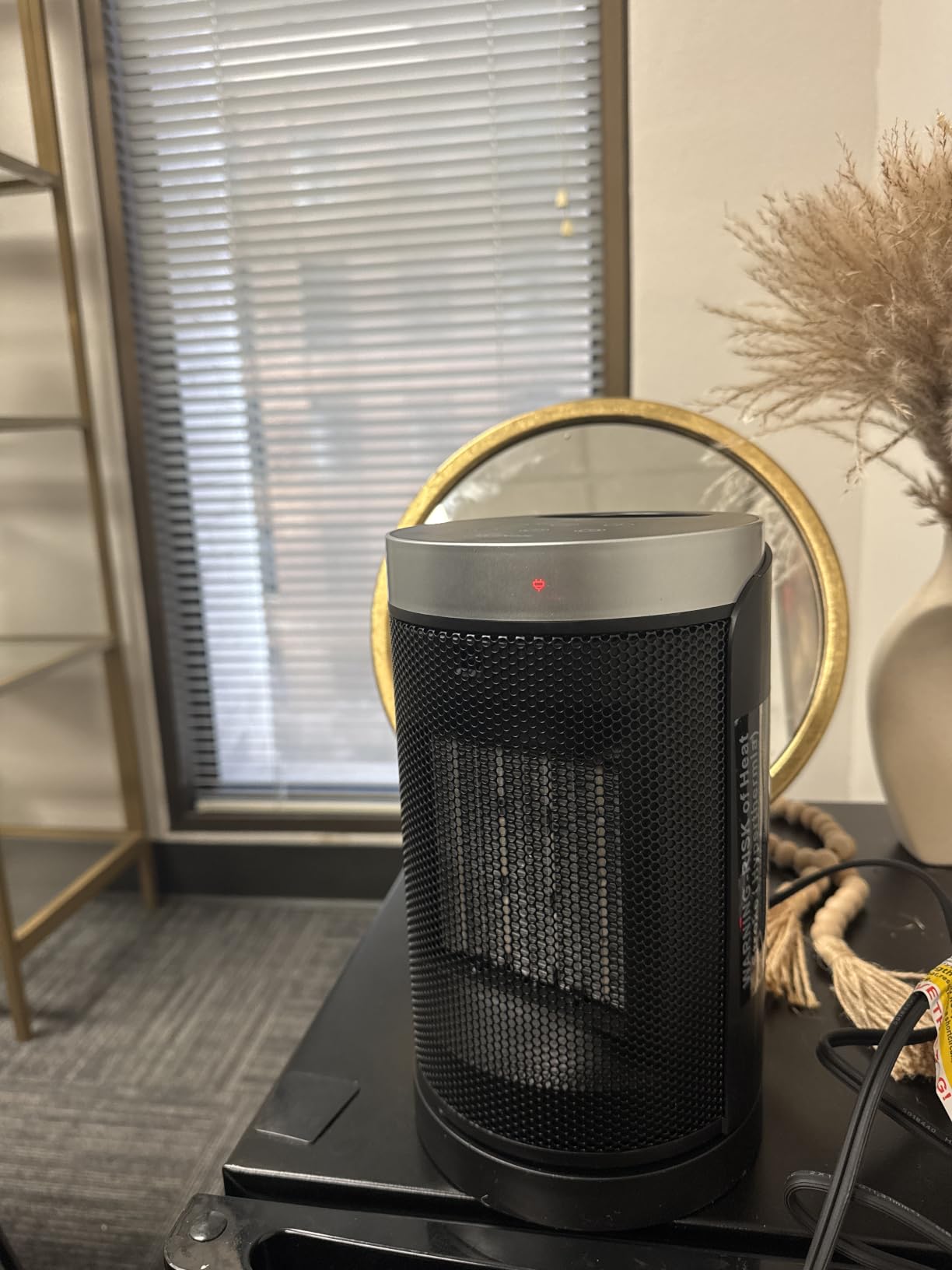 Space Heater, WINHL Small Portable Electric Heaters for Indoor Use with Thermostat and Remote, 70°Oscillation, 12H Timer, 5 Modes, 1500W PTC Ceramic Fast Safety Heat for Office Bedroom Home customer photo 1