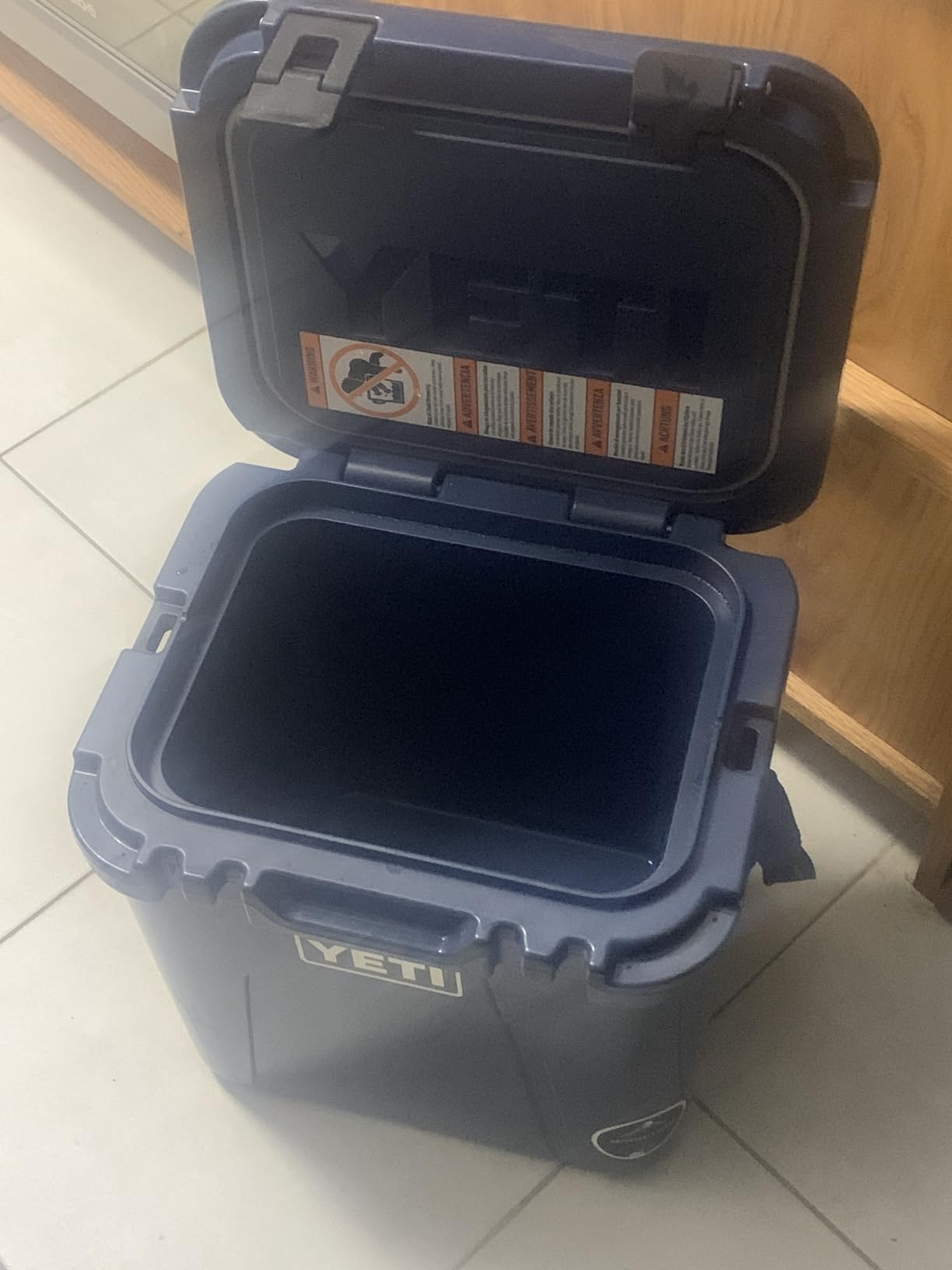 YETI Roadie 24 2.0 Hard Cooler with DoubleDuty Shoulder Strap and Drain Plug customer photo 2