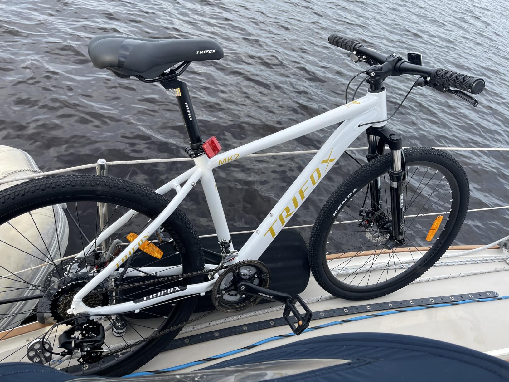 TRIFOX 26 Inch Aluminum Mountain Bike with Shimano 21-Speed, Aircraft-Grade Aluminum Frame, Dual Disc Brakes, 15/17 Inch Internal Cable Routing Frame for Men Women Boys Girls customer photo 1
