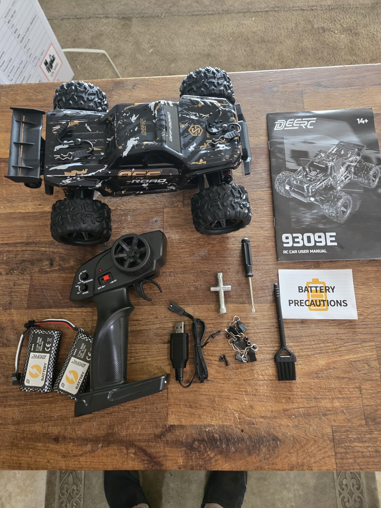 DEERC 9309E All Terrain Fast RC Cars for Adults 40KPH,4WD Electric Off-Road Remote Control Monster Truck,2.4Ghz High Speed Car,Waterproof Monster Truck with 2 Batteries for Boys & Kids customer photo 2