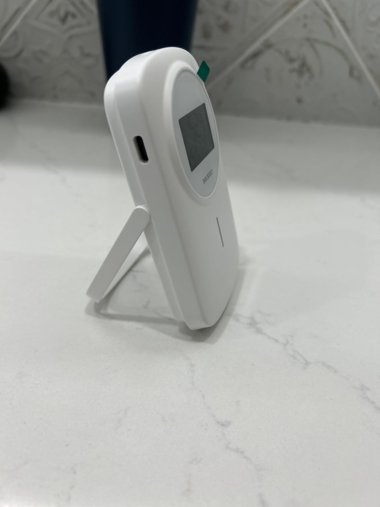 INKBIRD Indoor Air Quality Monitor Ndir CO2 Detector in Home, Room | 3 in 1 Battery Powered CO2 Monitor for Carbon Dioxide & Temperature & Humidity for Home, Office, RV, Grow Tent (IAM-O2) customer photo 2