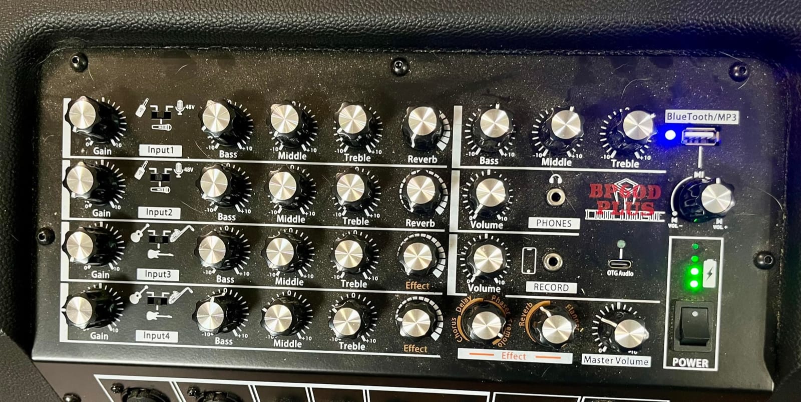 Coolmusic BP60D Plus 300W Busking Acoustic Guitar Amplifier, 4 Channel Instrument Amp with Multi Effects & 3-Band EQ customer photo 2