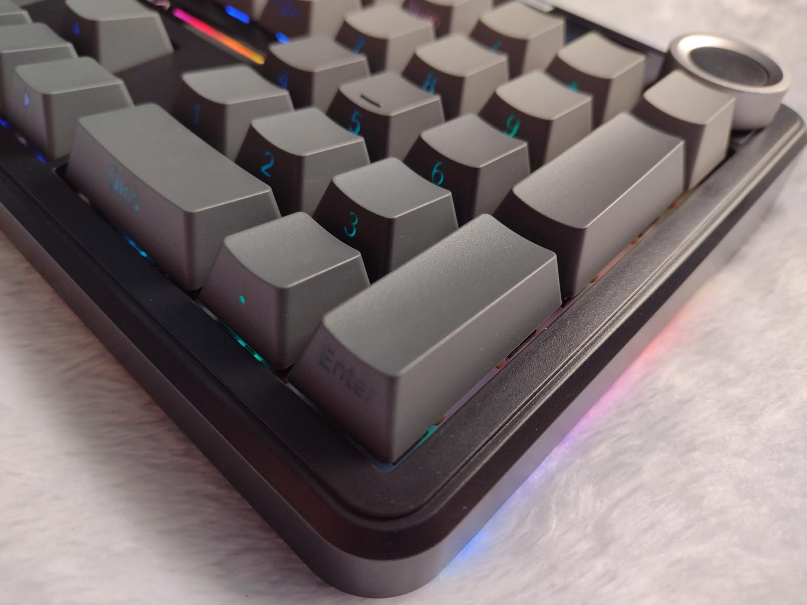 AULA F108 PRO - Wireless Mechanical Keyboard with Screen & Knob, Full Size Keyboard with 8000mAh Battery, Pre-lubed Switches, Side Printed PBT Keycaps, RGB Backlit Hot Swappable Custom Gaming Keyboards customer photo 1
