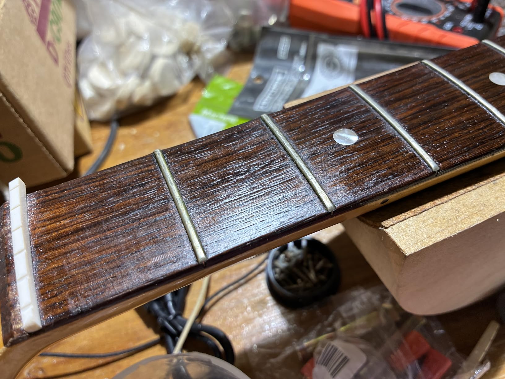 Guitar Fretboard Lemon Oil Conditioner Spray - Fret Board Cleaner and String Lubricant - 3.53 Ounces customer photo 1