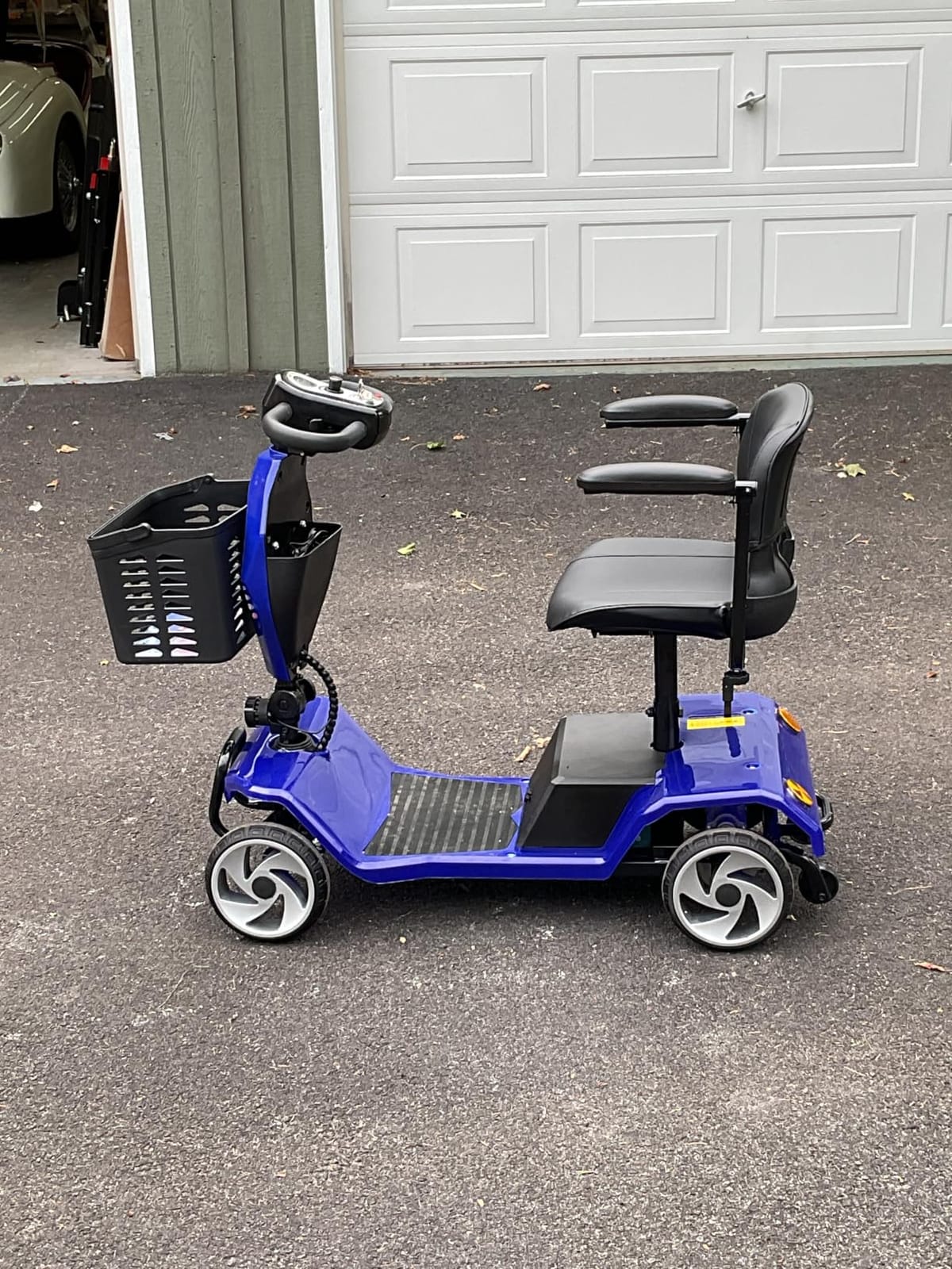 Foldable Mobility Scooters for Seniors, FSA&HSA Eligible, 330LBS Capacity, Red Powered Electric Mobility Scooters, 4 Wheel Lightweight Mobility Scooters for Adults, Folding Travel Motorized Scooter customer photo 2
