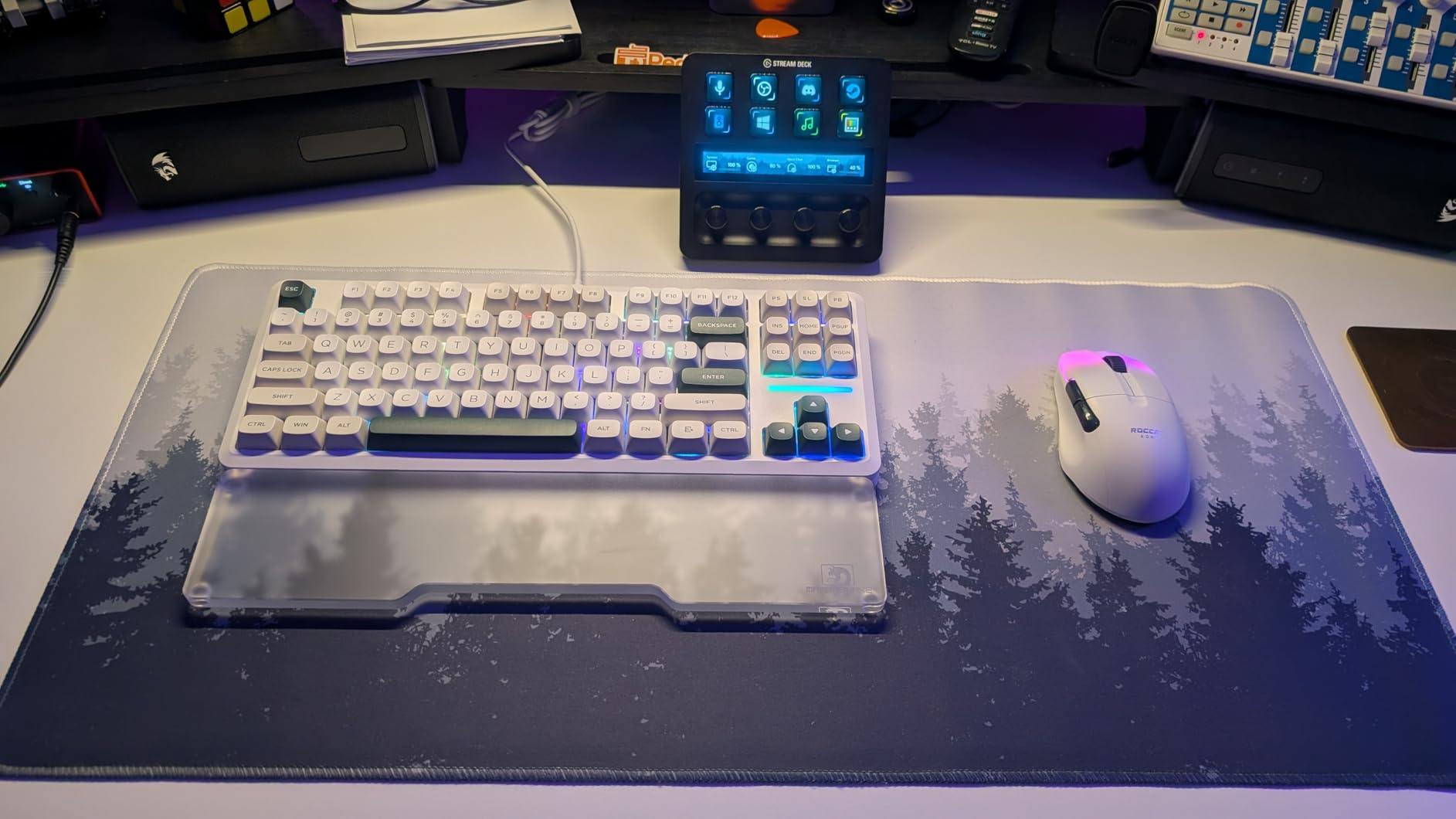 Redragon K734W 75% Wireless Mechanical Keyboard RGB - White & Green | BT5.0/2.4G/USB-C 81Keys TKL Custom Hot Swappable Gaming Keyboard, Pre-lubed Linear Switche, Gasket Creamy Keyboard for PC/MAC customer photo 2