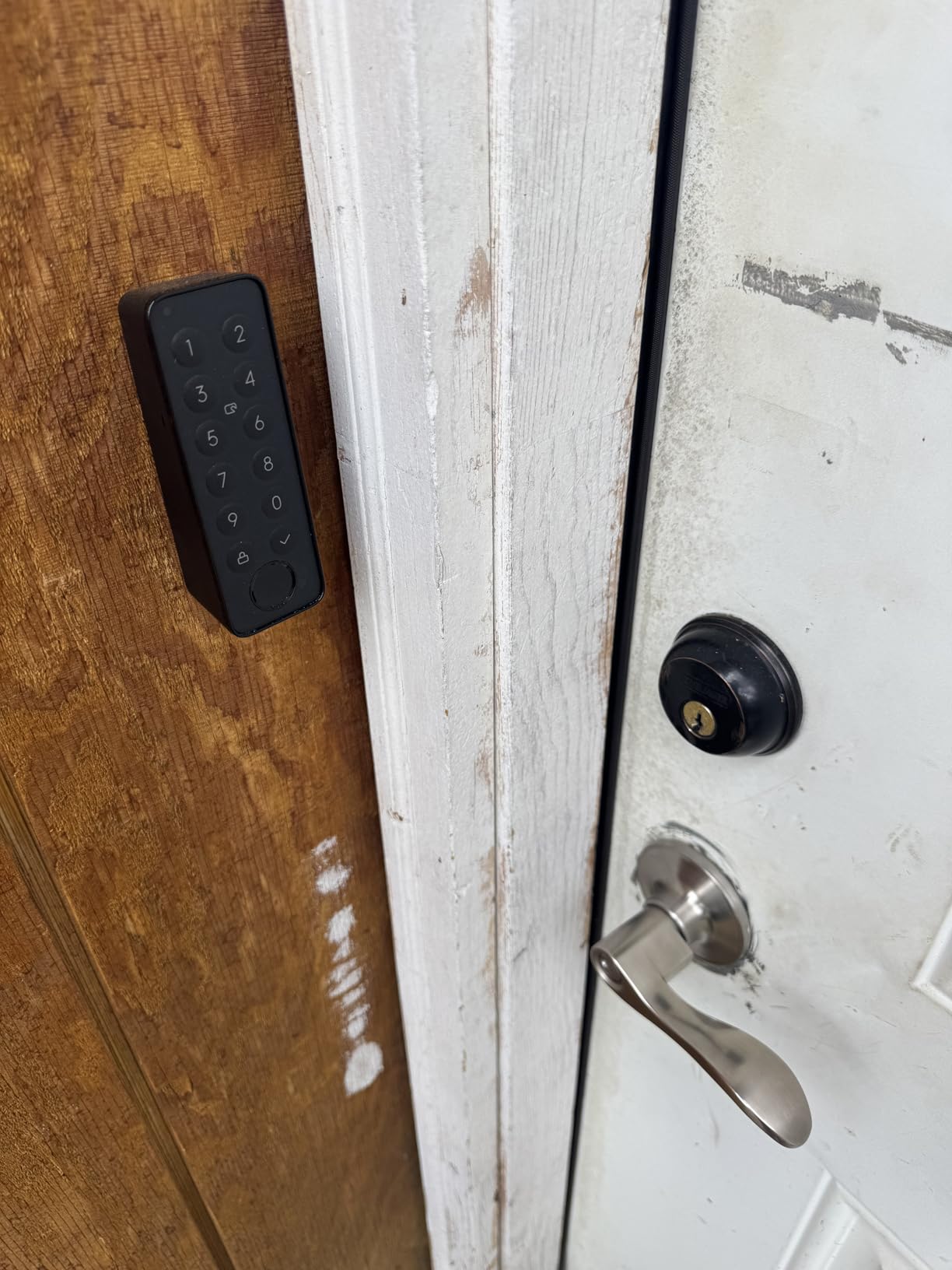 Smart Lock Ultra with Keypad, Fingerprint Door Lock, App Remote Control, Built-in WiFi Keypad Deadbolt, Auto Unlock, Waterproof & Easy Install, Supports Alexa and Google customer photo 1